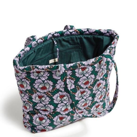 NWT Vera Bradley Ultralight East West Tote - Picture 2 of 6